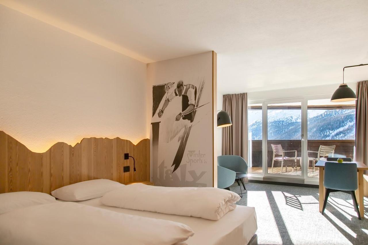 Blu Hotel Senales - Hotel Zirm มาโซคอร์โต ห้อง รูปภาพ